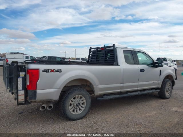 1FT7X2BT0KED92920 Ford F-250 Xlt
