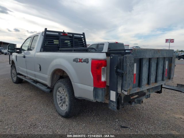 1FT7X2BT0KED92920 Ford F-250 Xlt