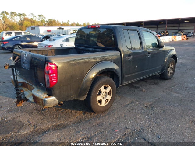 2005 NISSAN FRONTIER SE VIN: 1N6AD07U85C402711