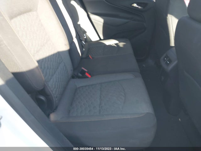 Chevrolet EQUINOX LT 2018 2GNAXJEV7J6157924 Image 8