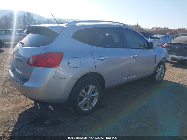Продажа на аукционе авто 2015 Nissan Rogue Select S, vin: JN8AS5MV5FW768777, номер лота: 38035460