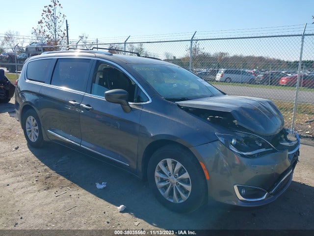 2018 CHRYSLER PACIFICA TOURING L VIN: 2C4RC1BGXJR353416
