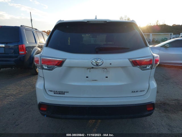 2015 TOYOTA HIGHLANDER XLE V6 VIN: 5TDJKRFHXFS159839