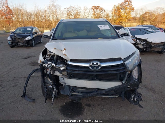 2015 TOYOTA HIGHLANDER XLE V6 VIN: 5TDJKRFHXFS159839