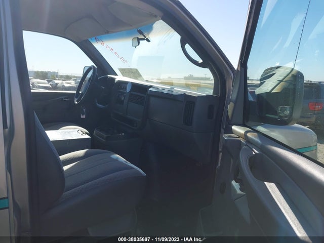 2004 CHEVROLET EXPRESS VIN: 1GCGG25V841148441