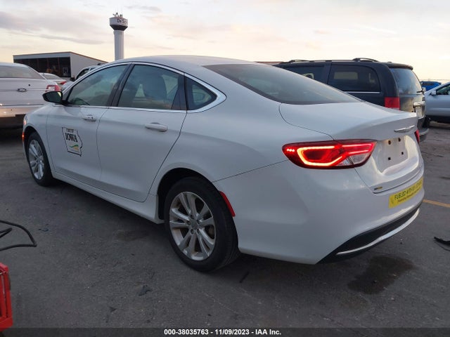 Chrysler 200 Limited 2015 1C3CCCAB0FN697305 Image 3