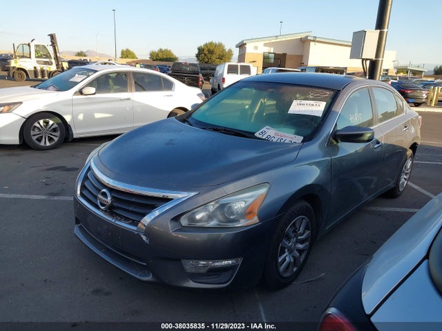 Nissan Altima 2.5 S 2014 1N4AL3AP3EC108536 Image 2