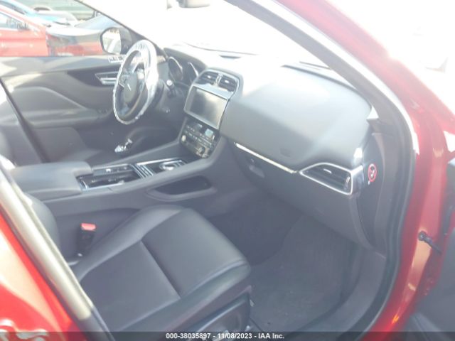 SADCJ2FX6KA355864 Jaguar F-pace 25t Premium