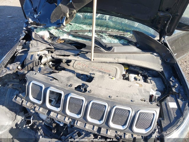 3C4NJCBB7NT138809 Jeep Compass Latitude Fwd