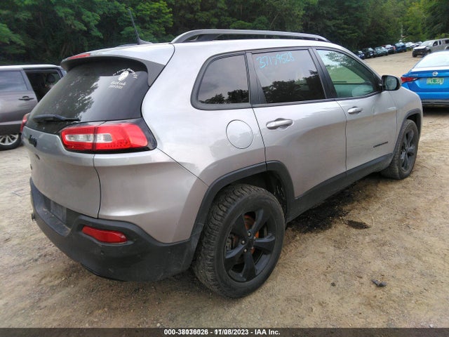 1C4PJMDB6JD572408 Jeep Cherokee Limited 4x4