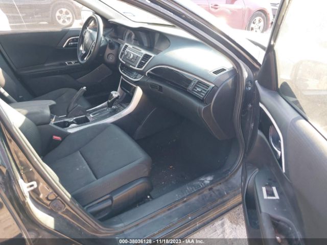 1HGCR2F30GA159462 Honda Accord Sedan Lx