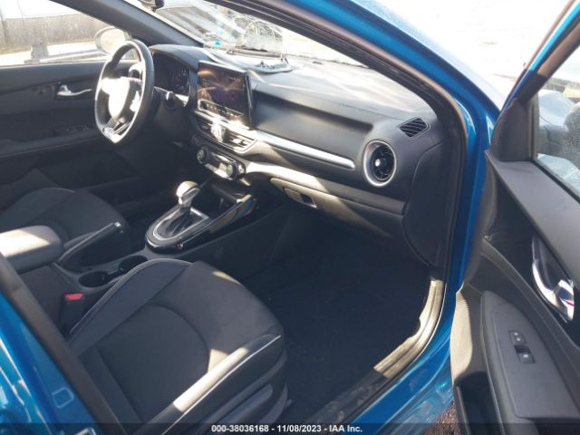 3KPF54AD8PE636493 KIA Forte Gt-line