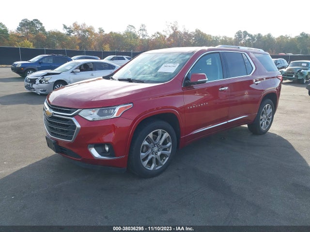 Chevrolet Traverse Premier 2018 1GNERKKW7JJ185918 Image 2