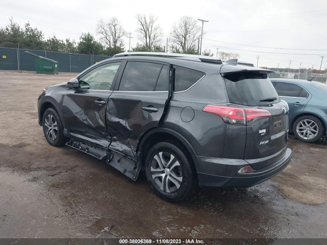 Toyota RAV4 LE 2018 JTMZFREV0JJ159255 Image 3