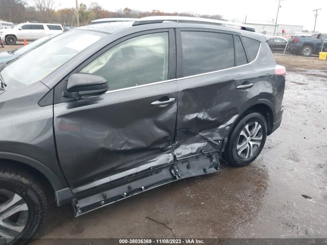 Toyota RAV4 LE 2018 JTMZFREV0JJ159255 Image 6