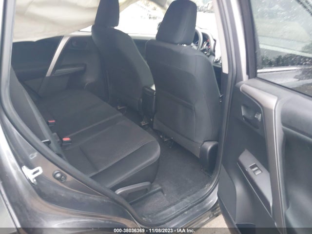 Toyota RAV4 LE 2018 JTMZFREV0JJ159255 Image 8