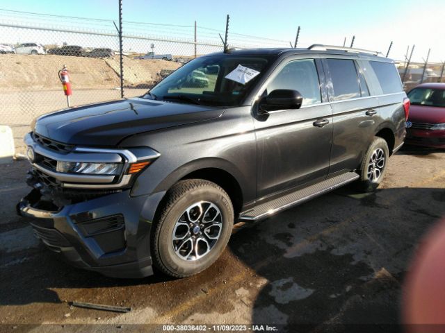1FMJU1HT8NEA66153 Ford Expedition Xlt