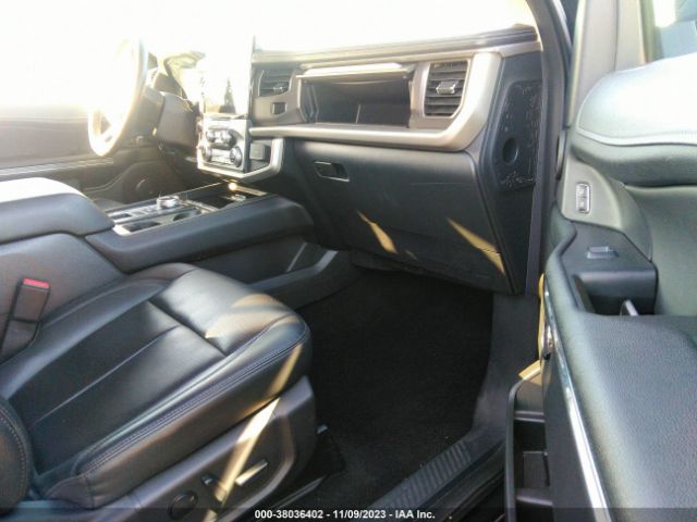 1FMJU1HT8NEA66153 Ford Expedition Xlt