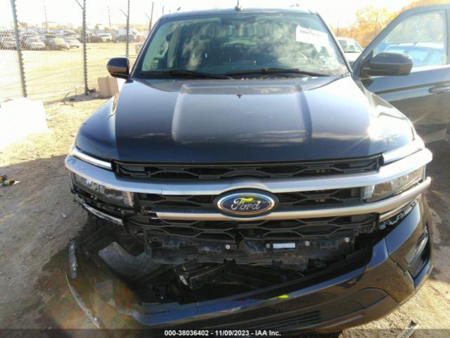 1FMJU1HT8NEA66153 Ford Expedition Xlt