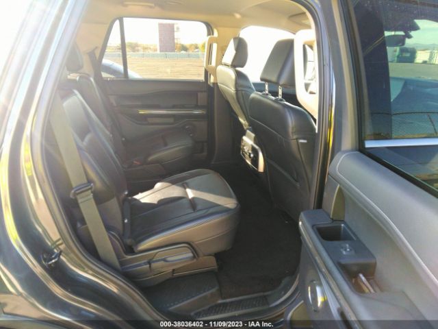 1FMJU1HT8NEA66153 Ford Expedition Xlt