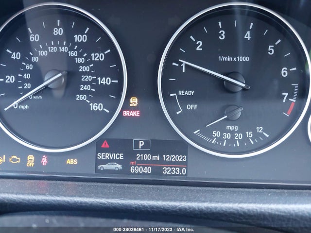 BMW 320i 2018 WBA8E1G50JNU92574 Image 15