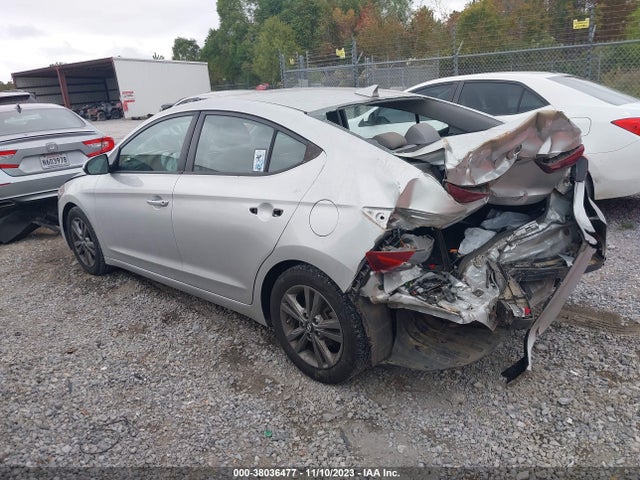 2018 HYUNDAI ELANTRA SEL VIN: 5NPD84LF2JH213263