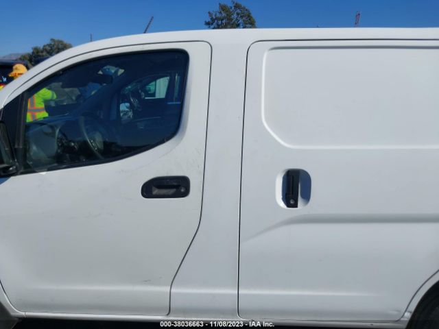 3N6CM0KN3GK692099 Nissan Nv200 S