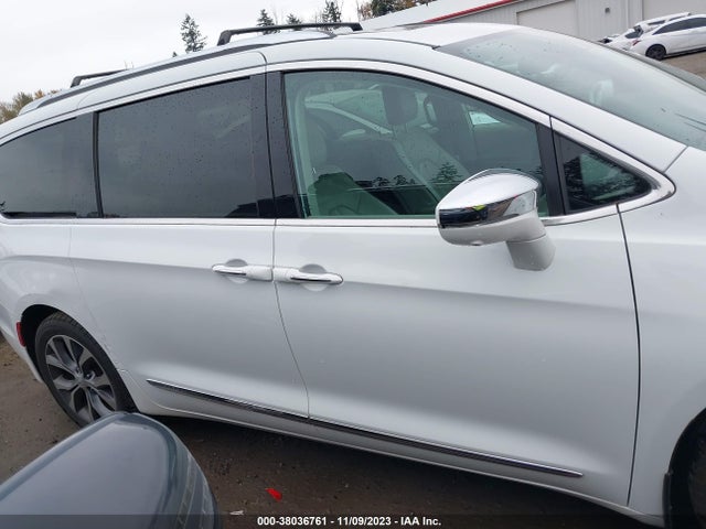 Chrysler Pacifica Limited 2017 2C4RC1GG8HR507673 Image 14