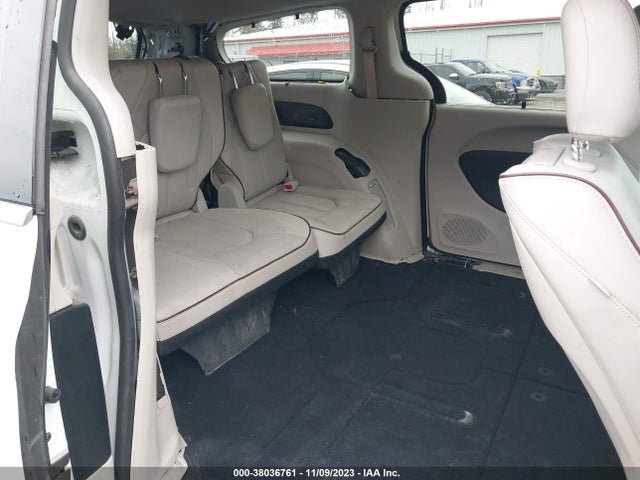 Chrysler Pacifica Limited 2017 2C4RC1GG8HR507673 Image 8