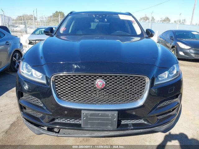 2018 JAGUAR F-PACE 25T PREMIUM VIN: SADCJ2FX9JA267308