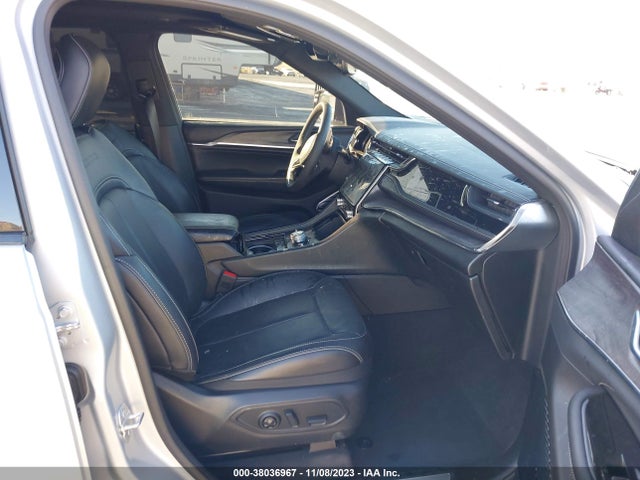 1C4RJKDG3P8792258 Jeep Grand Cherokee L Overland 4x4