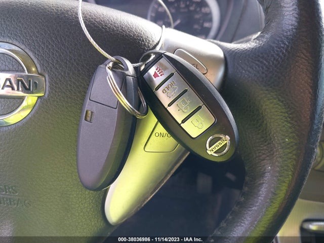 2014 NISSAN SENTRA SR VIN: 3N1AB7AP4EY258928