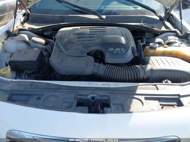 2C3CCAAGXEH337014 Chrysler 300