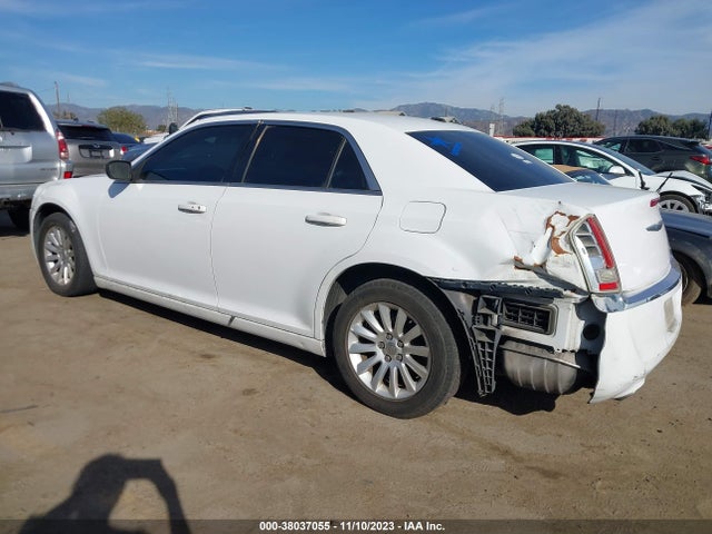 2C3CCAAGXEH337014 Chrysler 300