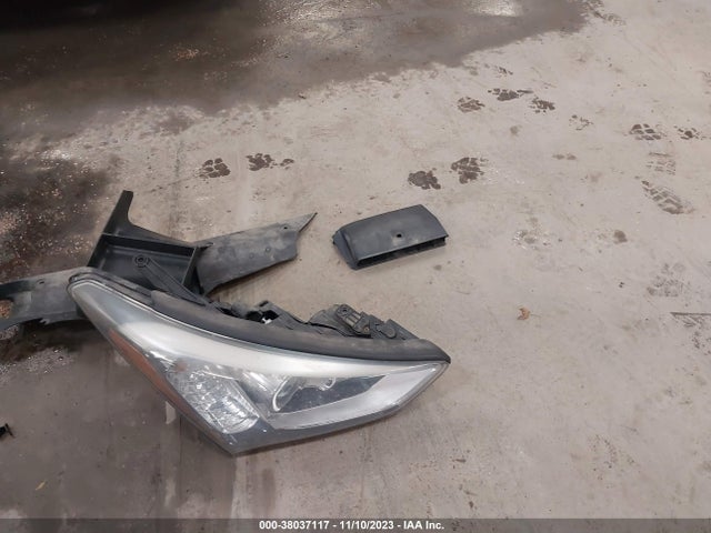 2013 HYUNDAI SANTA FE 2.0T SPORT VIN: 5XYZUDLAXDG086991