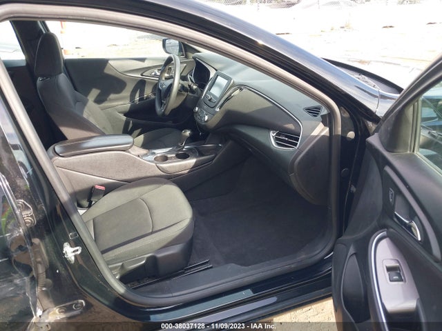 Chevrolet MALIBU LT 2018 1G1ZD5ST8JF242171 Image 5