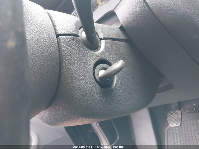 2014 VOLKSWAGEN JETTA 2.0L TDI VIN: 3VW3L7AJ2EM443529