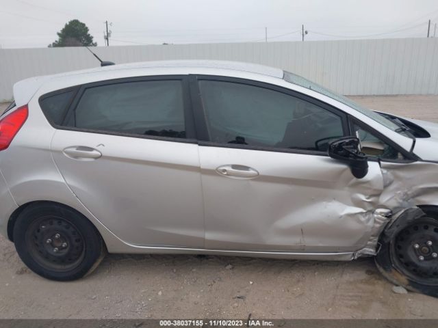 3FADP4TJ6FM163918 Ford FIESTA S