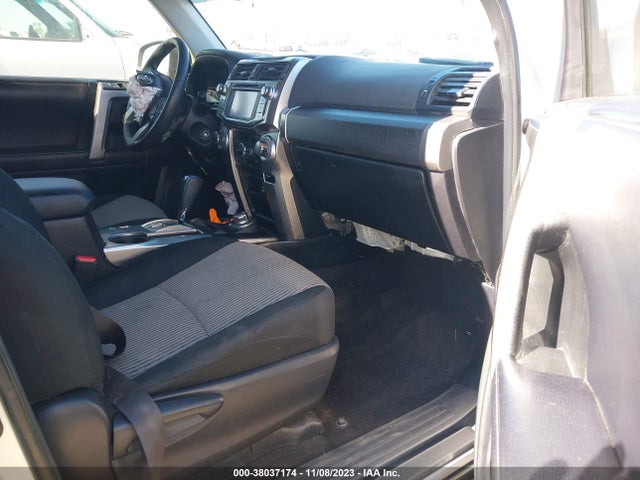 Toyota 1gr-fe 2018 JTEBU5JR6J5602747 Image 22