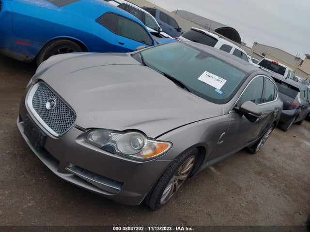 2010 JAGUAR XF SAJWA0FA7AHR57902 Photo 1