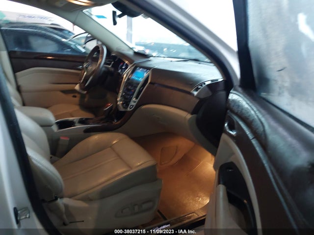 3GYFNBE33GS515808 Cadillac Srx Luxury Collection