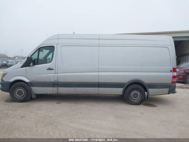 WD3PE8DD9GP273624 Mercedes-Benz SPRINTER CARGO VANS