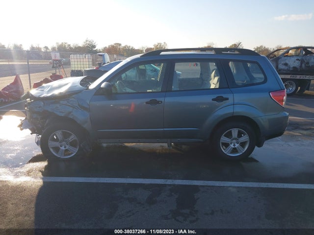 2013 SUBARU FORESTER 2.5X VIN: JF2SHABC8DH411623