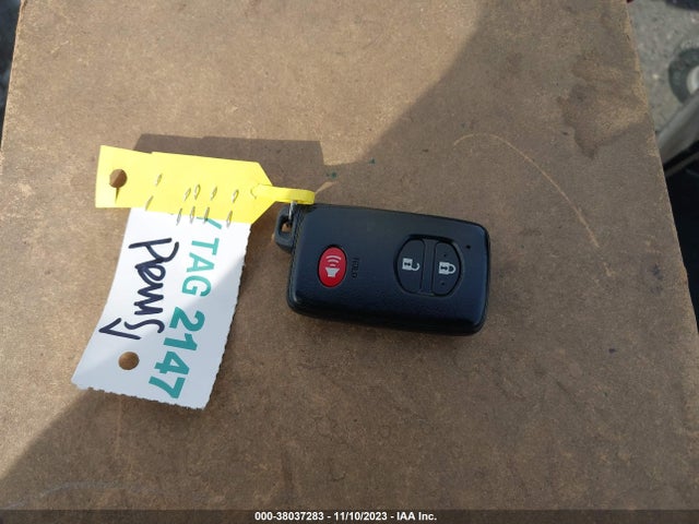 Toyota Prius V Five 2014 JTDZN3EU9EJ004376 Image 11