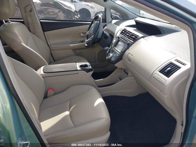 Toyota Prius V Five 2014 JTDZN3EU9EJ004376 Image 5