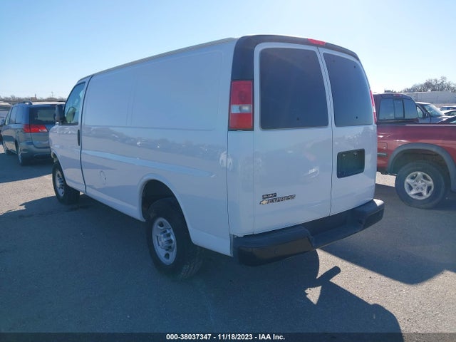 Chevrolet Express 2500 Work Van 2017 1GCWGAFF6H1185734 Image 3
