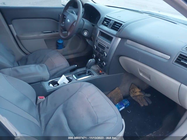2010 FORD FUSION S VIN: 3FAHP0GA3AR424292