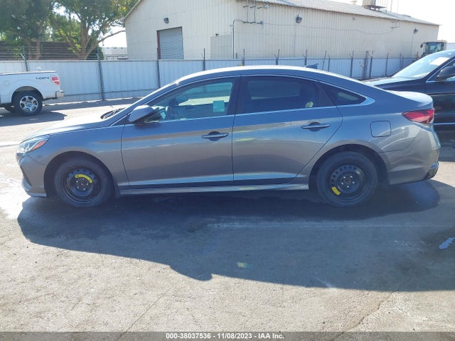 2018 HYUNDAI SONATA SE VIN: 5NPE24AF5JH678371