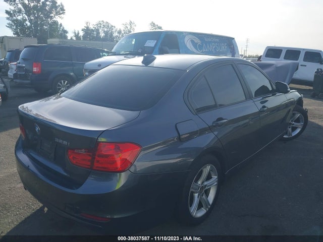 BMW 328I 2014 WBA3A5G54ENP30798 Image 4