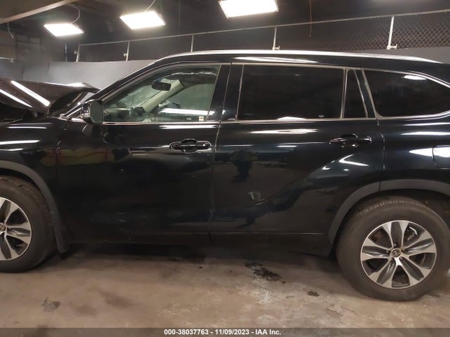 Toyota Highlander Xle 2021 5TDGZRBH5MS160535 Image 14